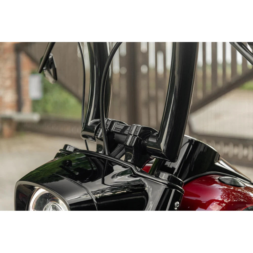 Killer Custom Handlebar Riser Clamp Softail 2018+