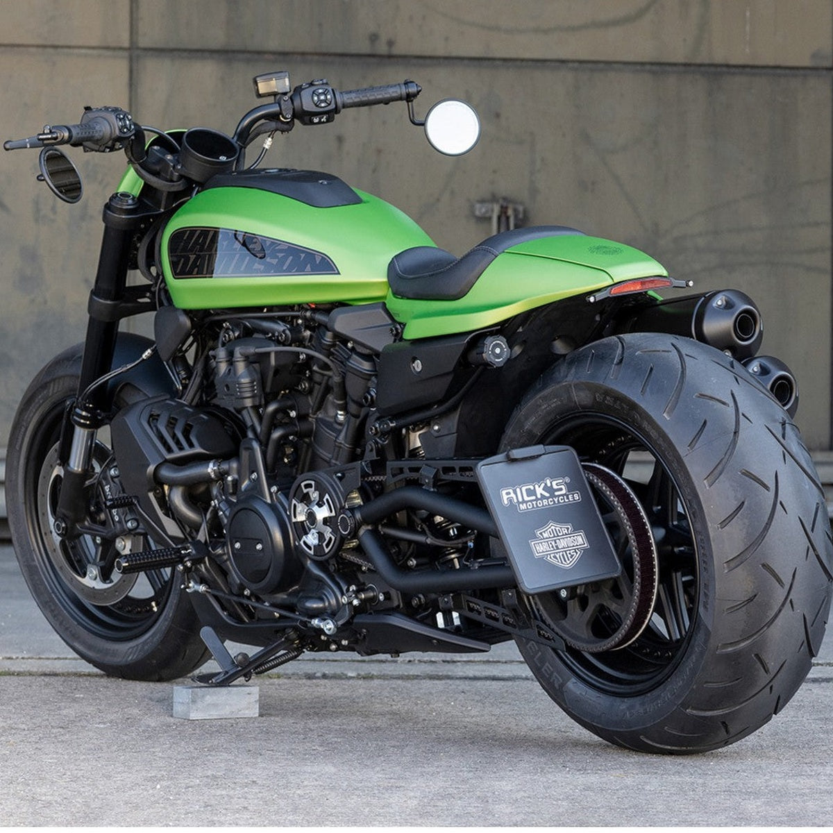 Rick's License Plate Bracket (Sportster S)