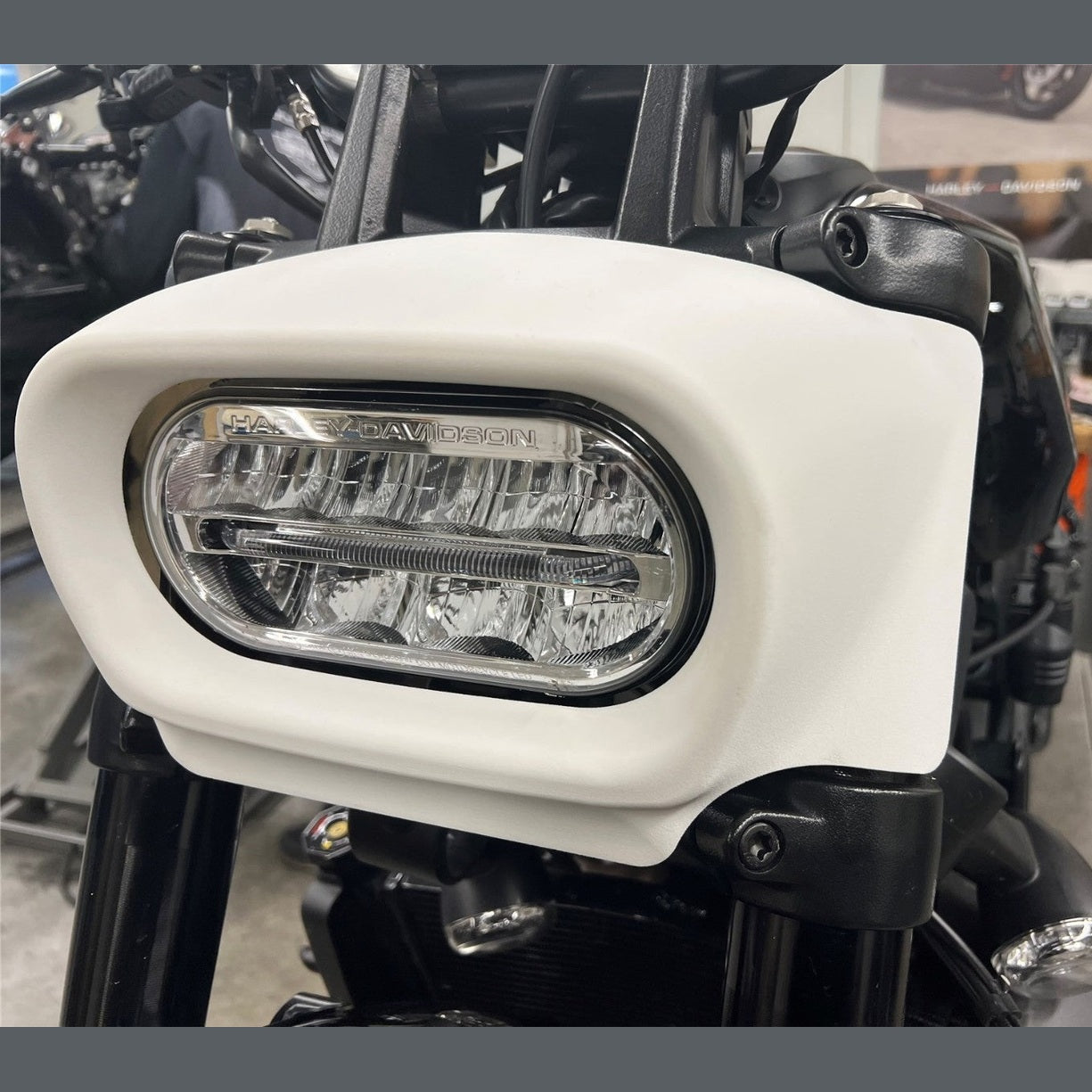Rick's "Fat" Headlight Fairing (Sportster S)