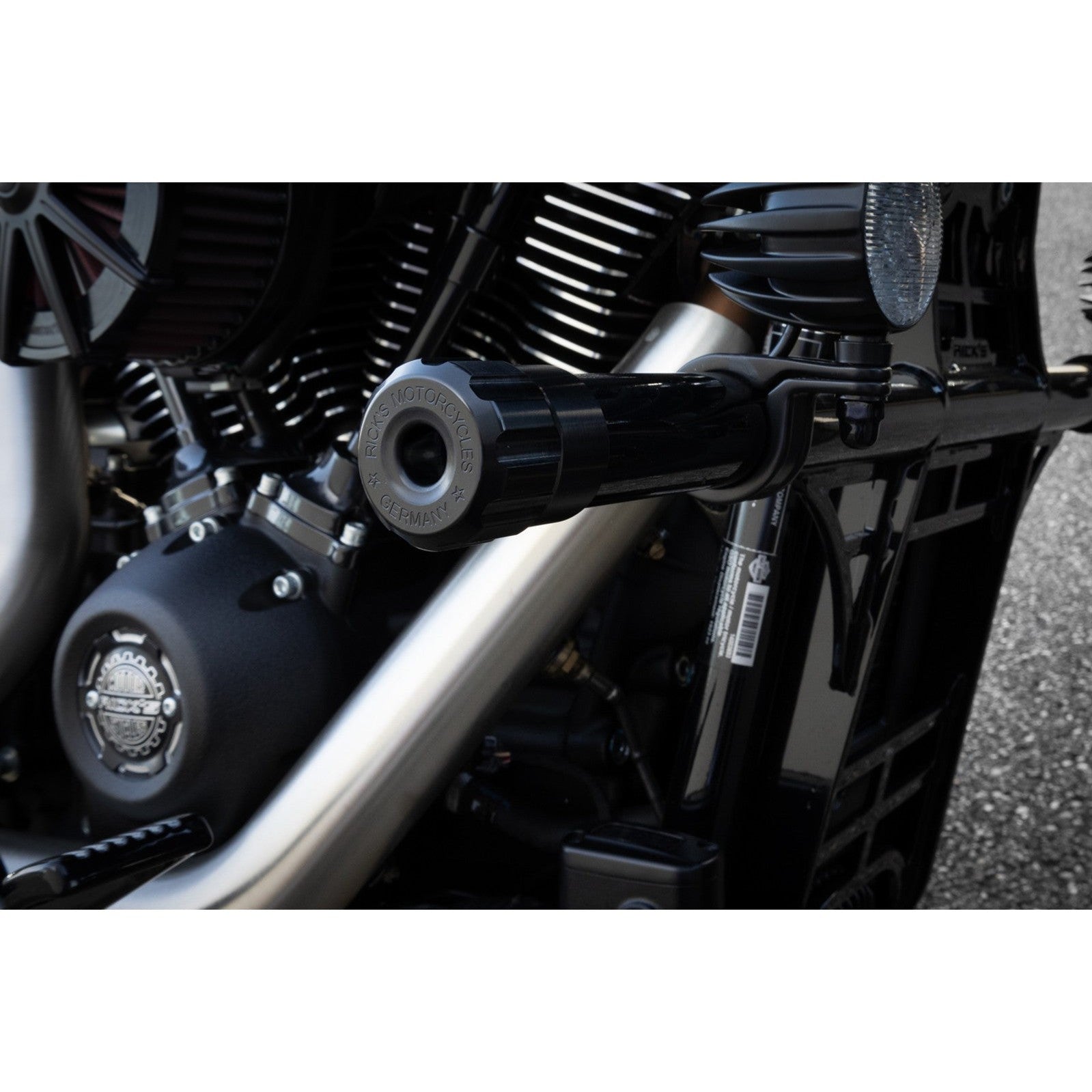 Clubstyle Crash Bar End Caps (Softail 2018+)