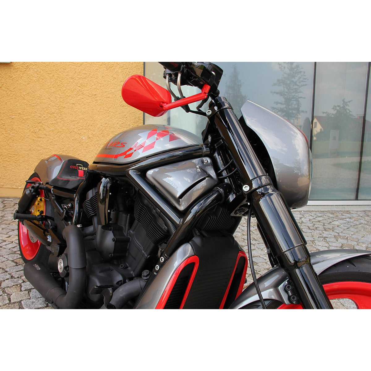 Cult-Werk Upper fork cover V-Rod 2007-2011