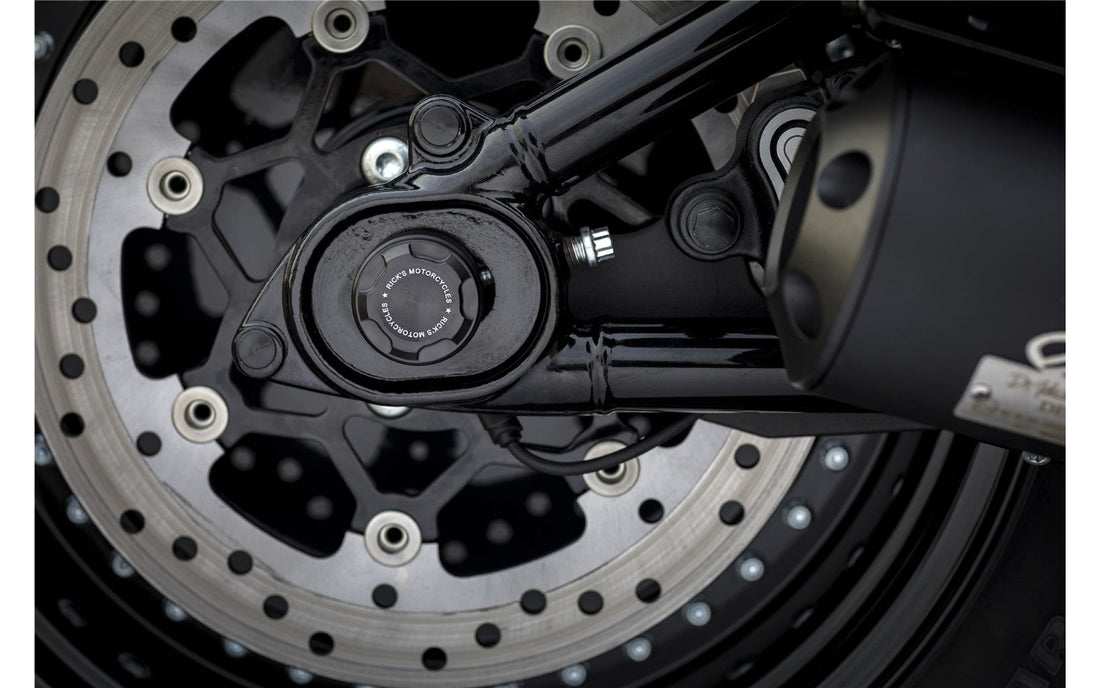 Rick's Rear Axle Cover Premium - Softail 18-up