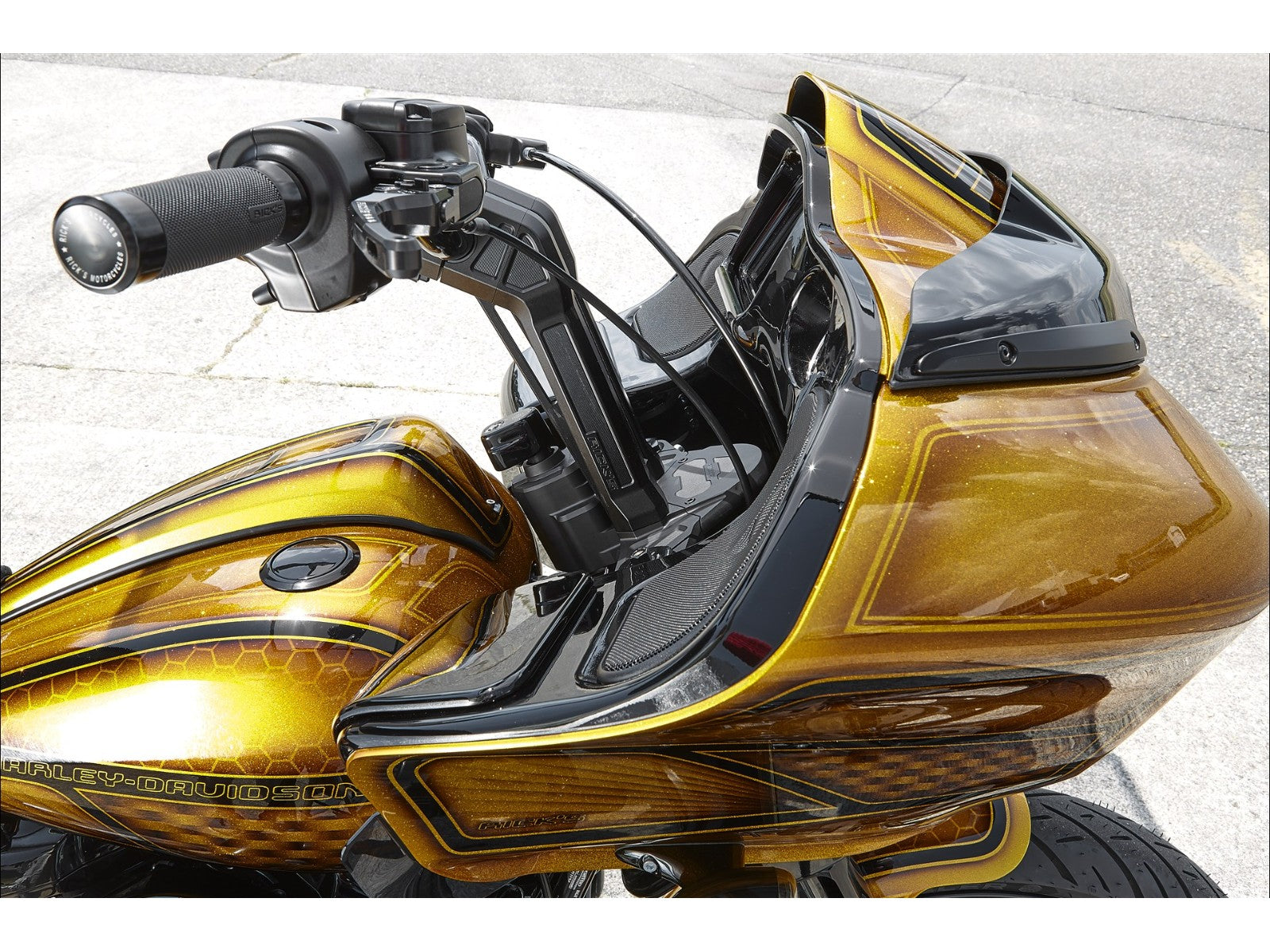 Rick's 11.5" Clubstyle Riser Set For Digital Speedo - Road Glide 14-23