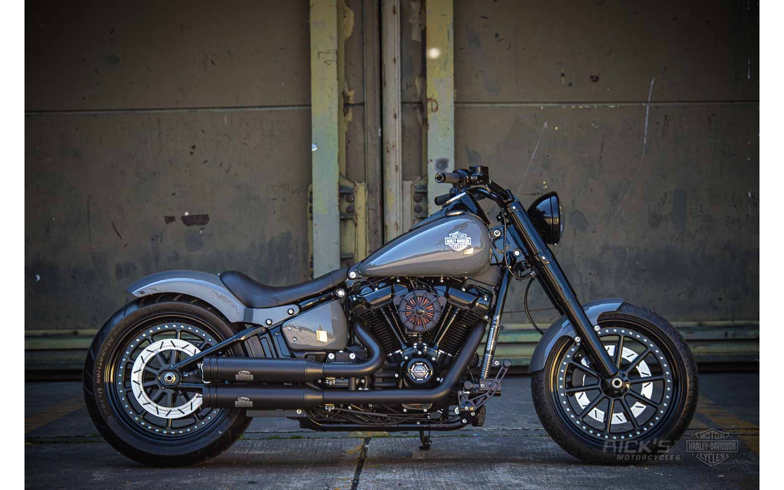 Rick's Steel Rear Rear Fender 200 Tire - Softail Narrow 18-up