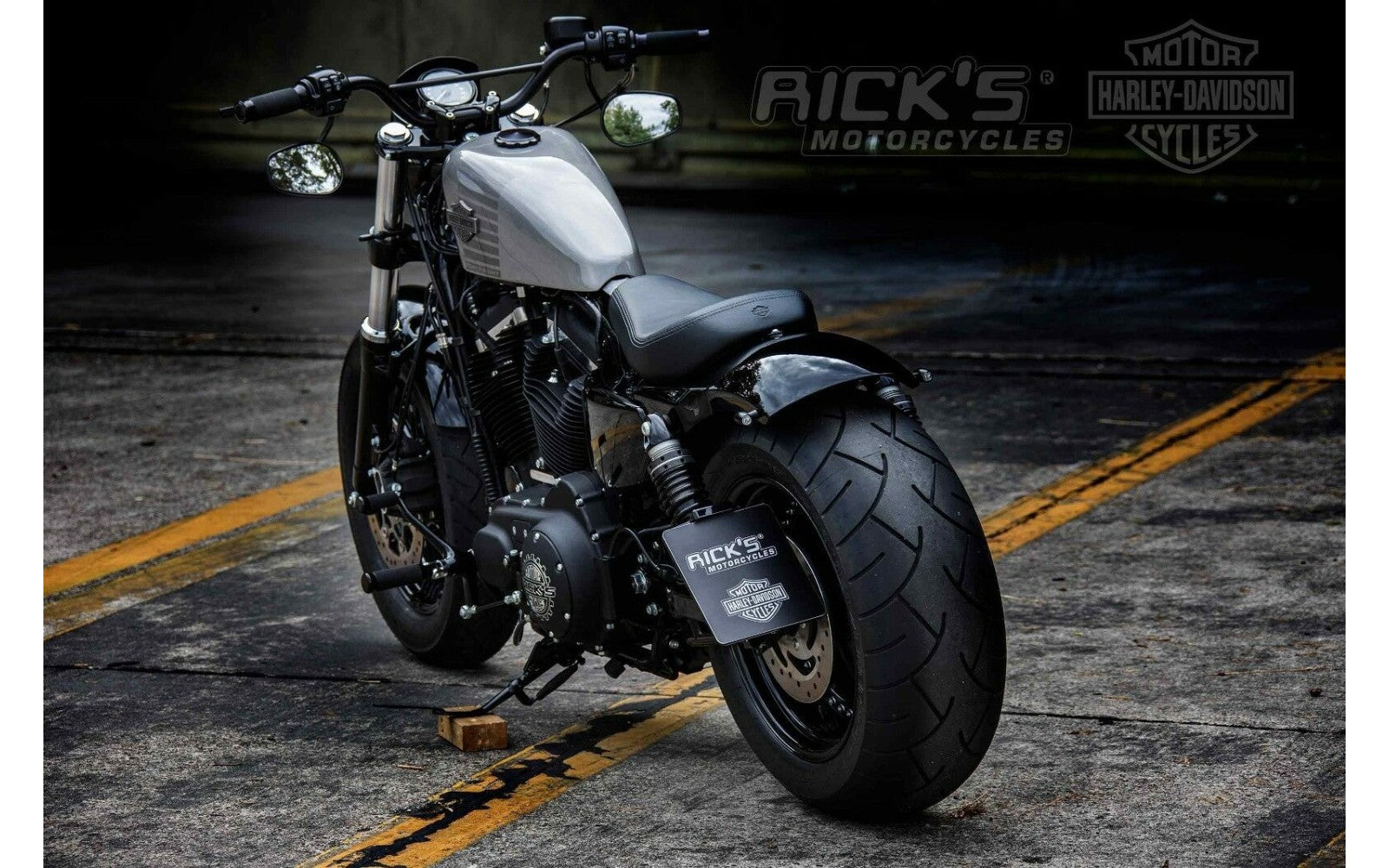 Rick's Offset Pulley 17mm/200-210 Tire - Sportster 04-up