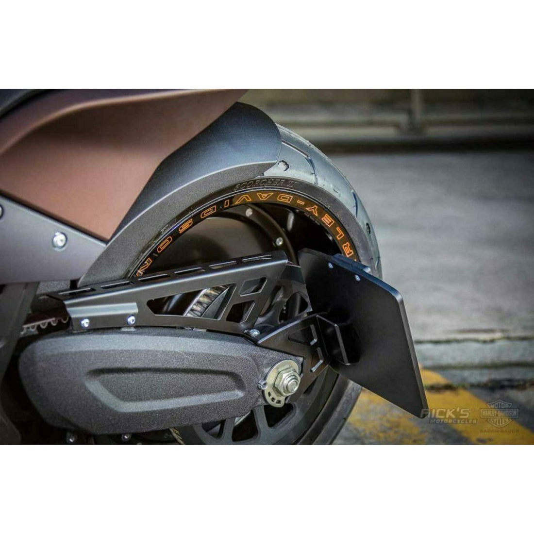 Rick's License Plate Bracket (FXDR)