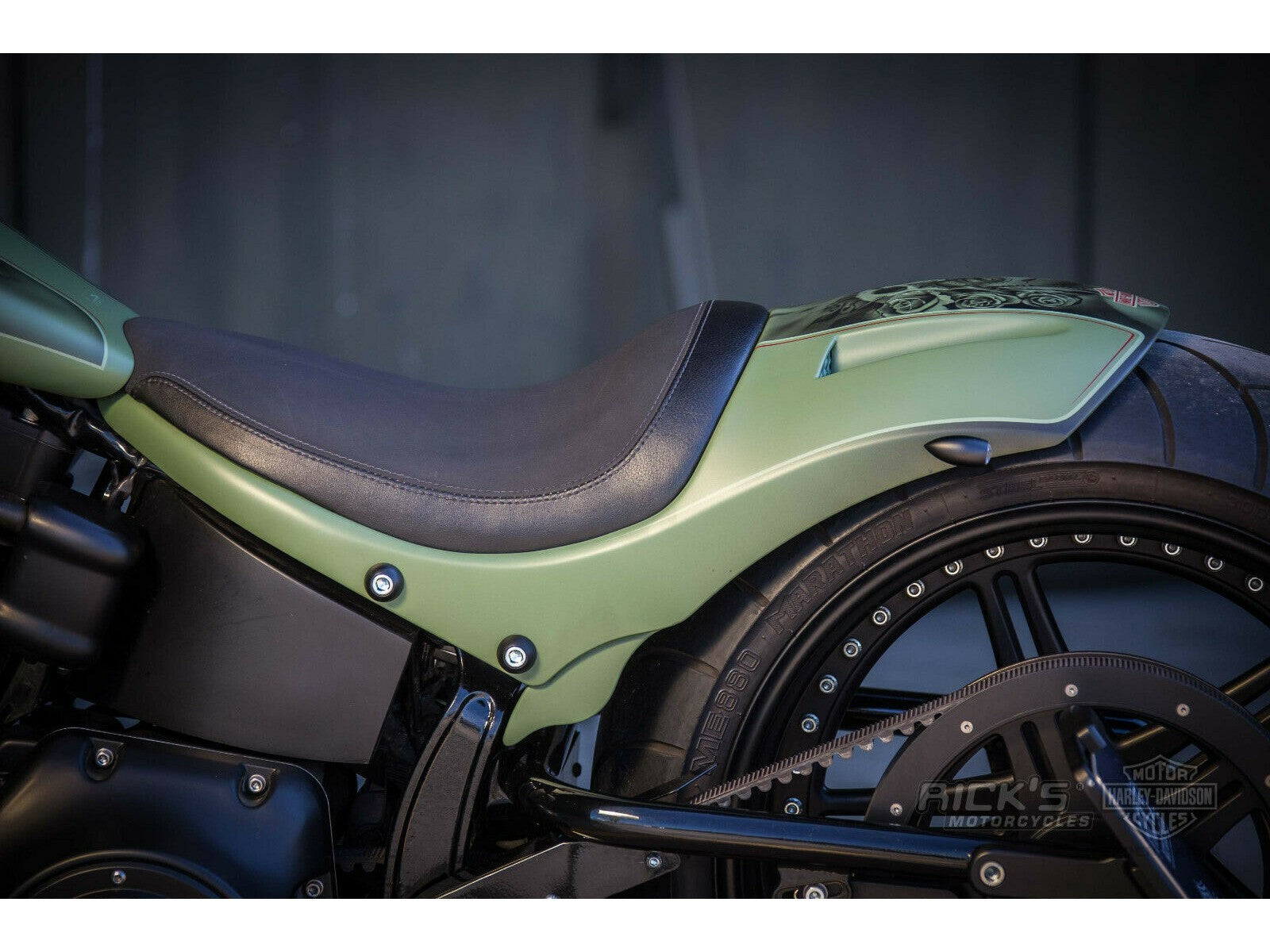 Rick's Rear Fender "Short Cut Race" 300 Wheel - Softail 00-06