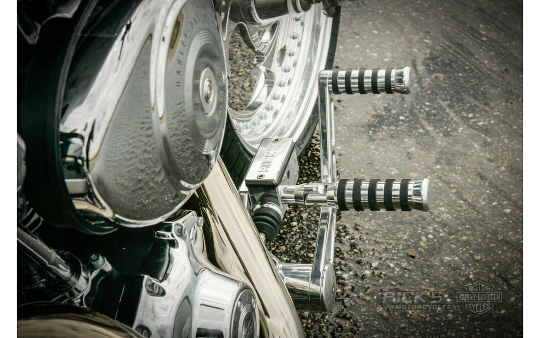 Rick's Forward Controls "O-ring" +4in Polished - Softail 07-17